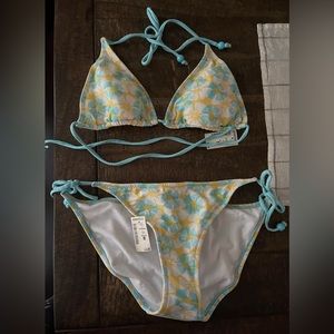 Aeropostale string bikini size Large